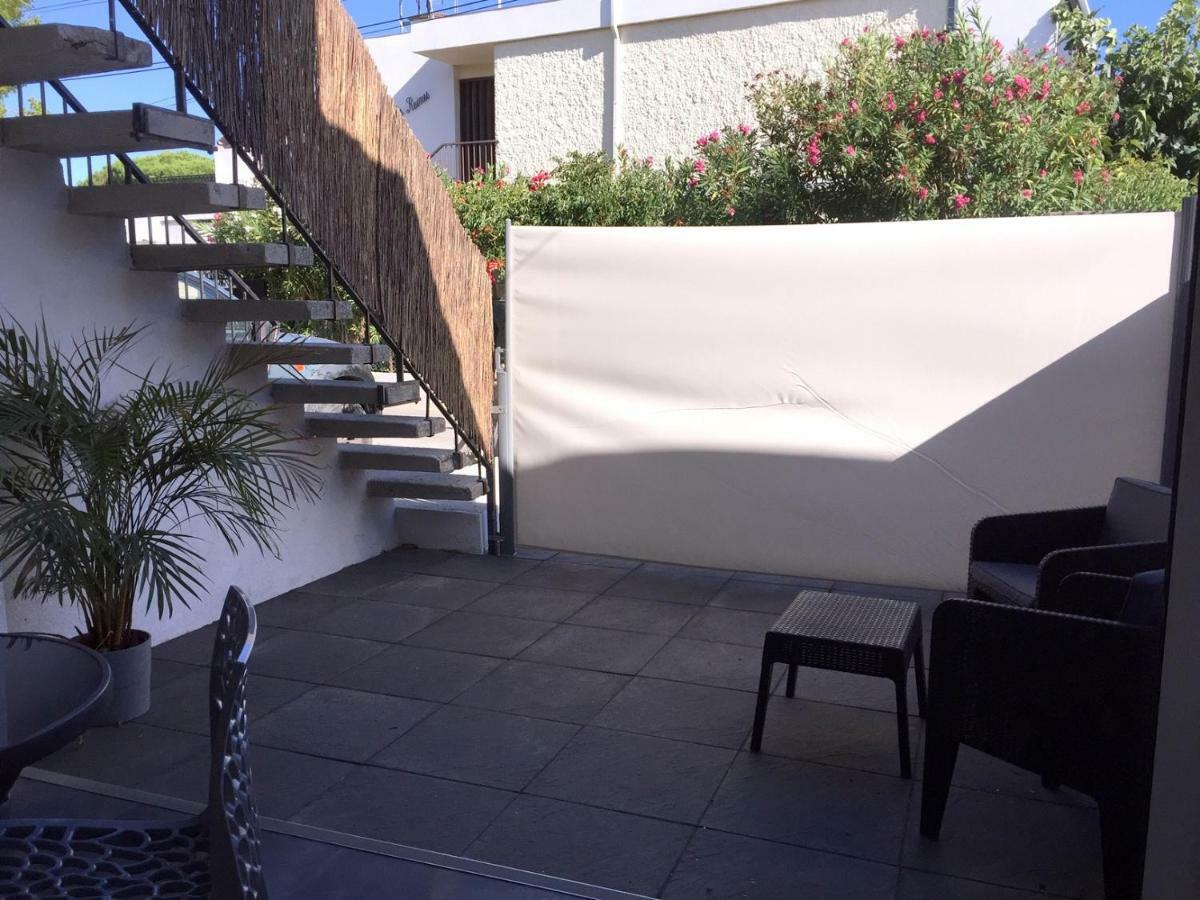 Plage A 400 M Studio Tout Confort Terrasse Clim Parking Hyères Eksteriør billede