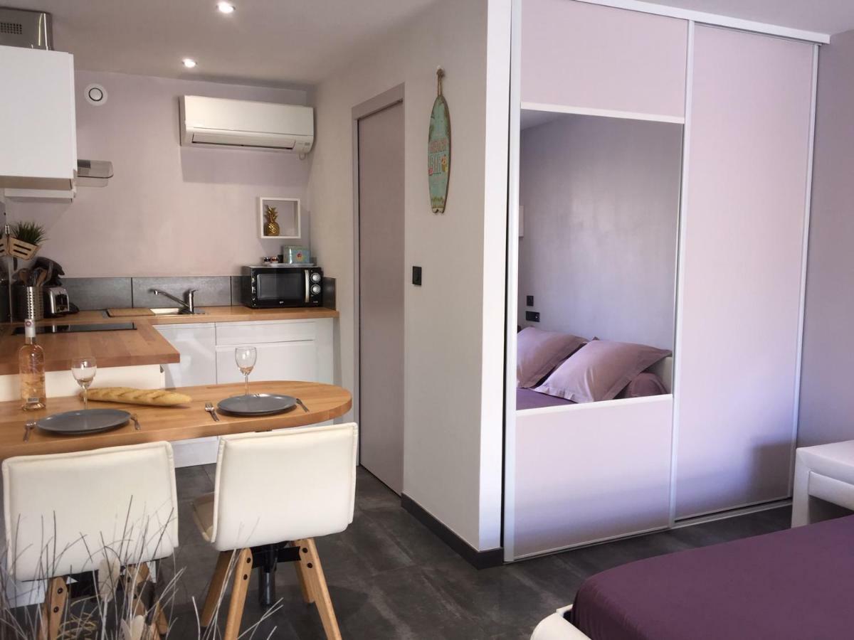 Plage A 400 M Studio Tout Confort Terrasse Clim Parking Hyères Eksteriør billede